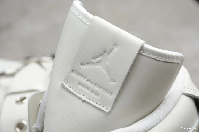 White CN5738-001 Comme Garcons Jordan Retro 1 Air High des 0227